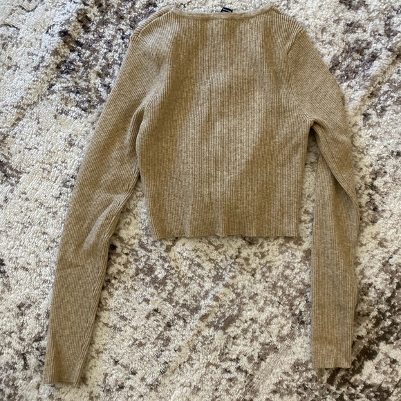 Forever21 Ribbed Cropped Top - Picture 3 of 3